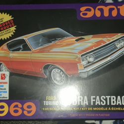 AMT® 1969 Ford Torino Cobra Fastback Model Kit
