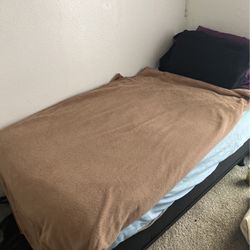 twin size bed