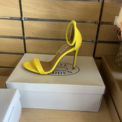 Talla #6   Cada Par $25