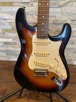 SILVERTONE ELECTRIC GUITAR SS-10