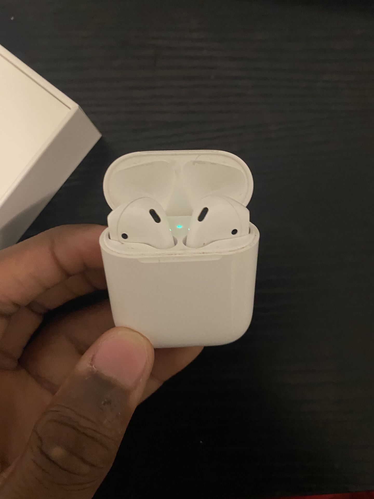 AirPods Gen 2s