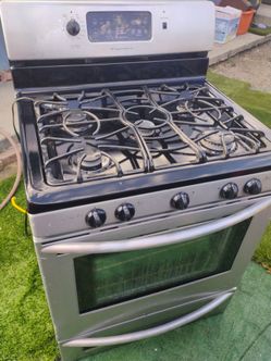 Frigidaire Stainless Steel Gas Stove