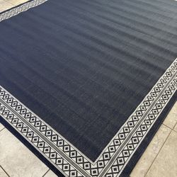8x10 Outdoor area rug new