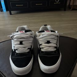 Vans Knu Skool 