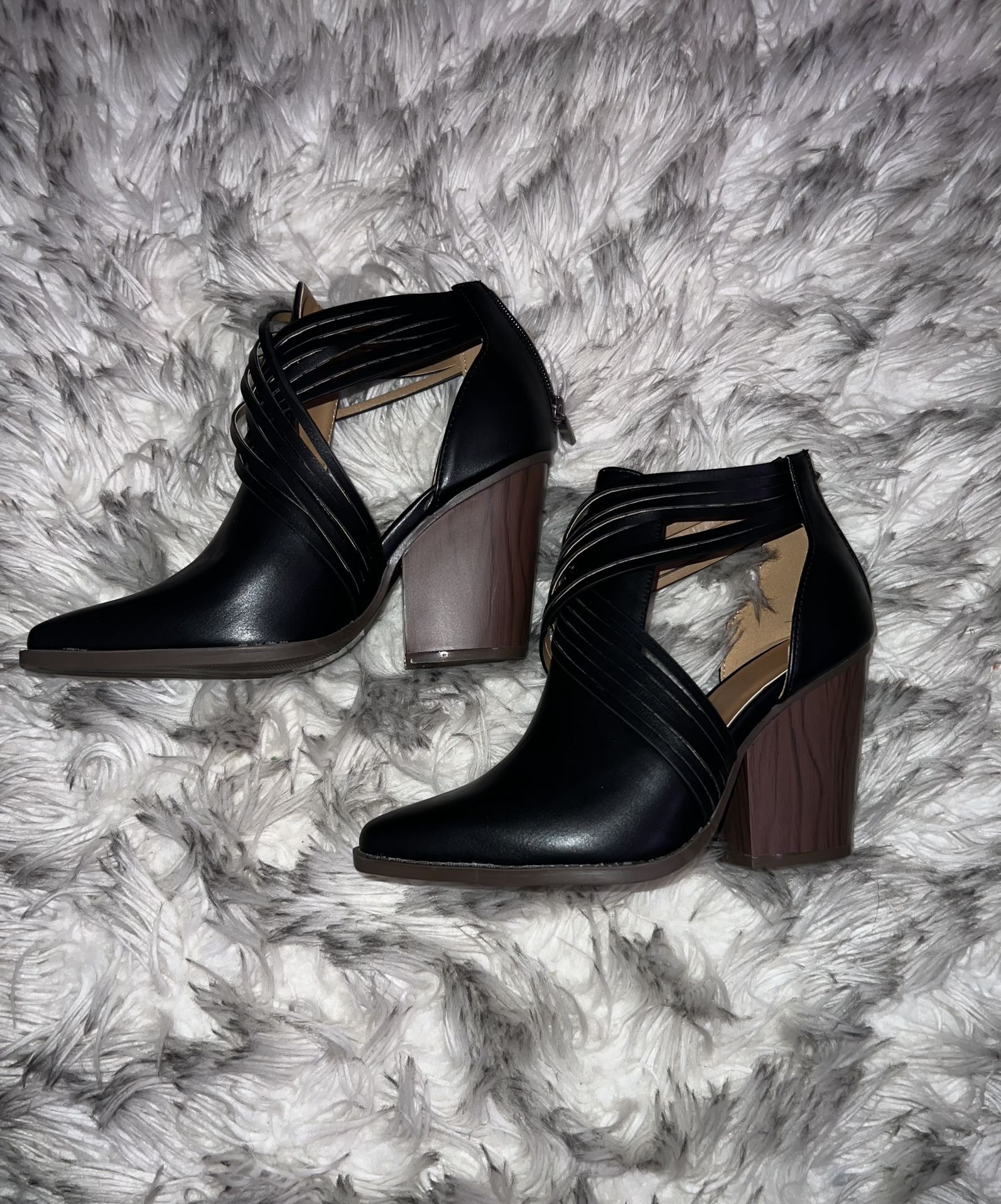 Ladies Black Booties 6.5