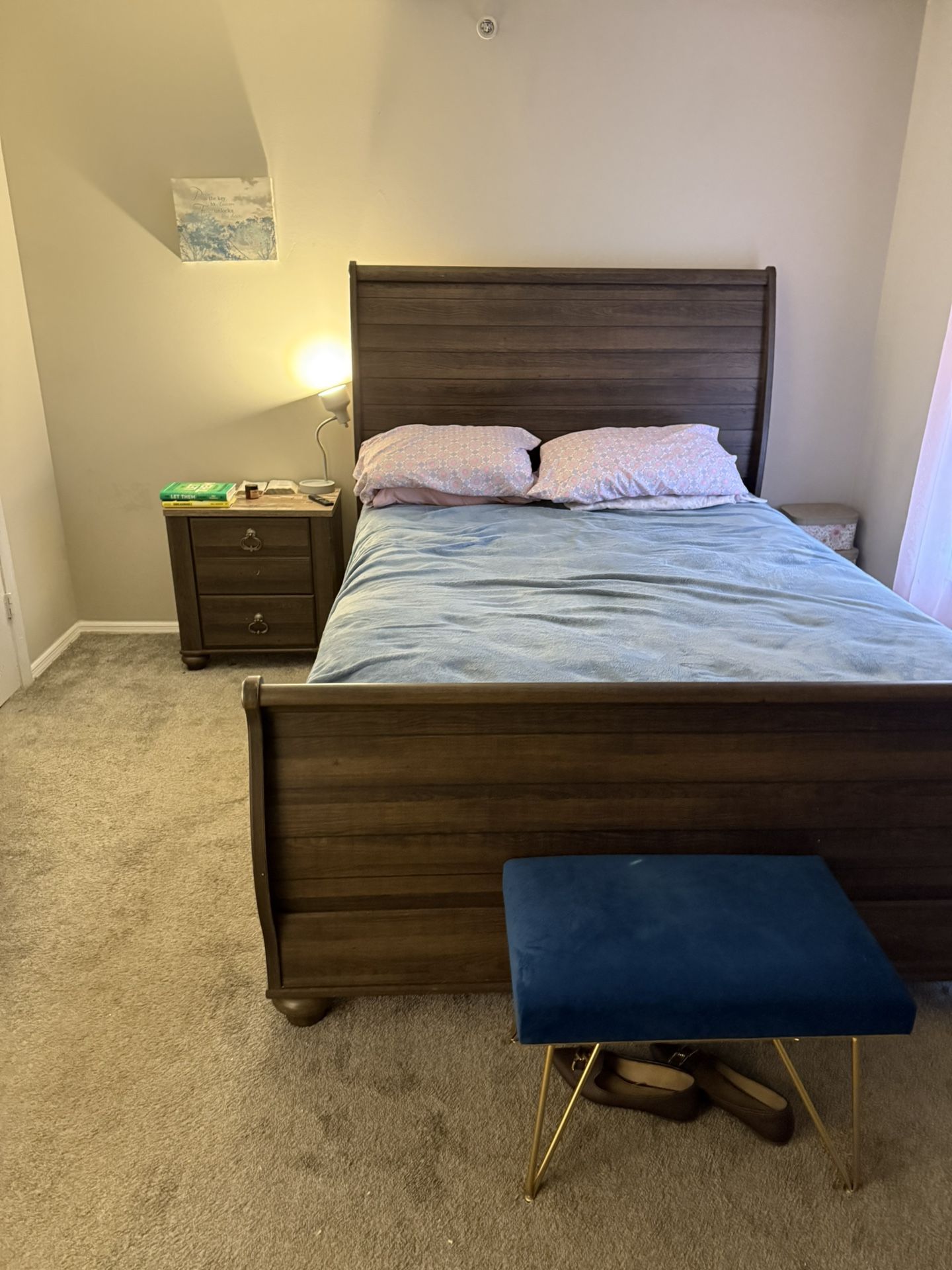 Bedroom Furniture Set