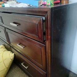 Dresser With Matching End Tables 