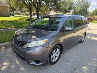 2014 Toyota Sienna