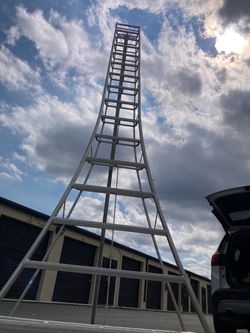16 Ft Hasegawa tripod Ladder