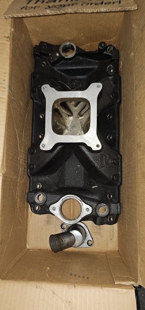 Weiand team G intake Manifold For Small Block Chevy