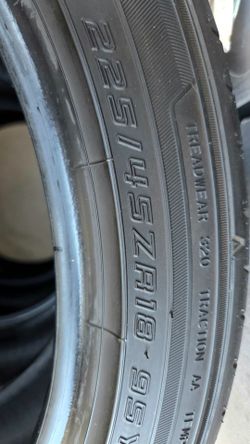 255/40/18 + 225/45/18 sumitomo htr-z5 95% new