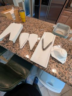 Börner V3 TrendLine Mandoline Starter Set (6 pcs.) • Vegetable Slicer (V-Slicer) + Safety Guard + Inserts + Collection Tray + Multibox • Kitchen Slice