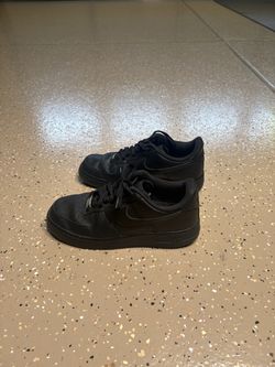 Nike Air Force 1 ‘07 Triple Black – Men’s Size 9