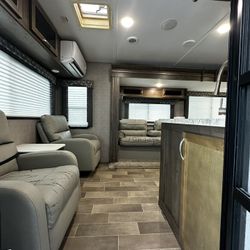 🚐  FOR SALE/ En VENTA – RV Trailer [Coleman/2020]