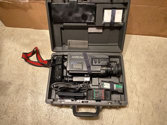 SONY Vintage 1987 Camcorder CCD-V5 -made In Japan