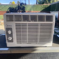 AC Window Air Conditioner