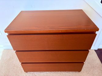 3-Drawer Dresser Chest