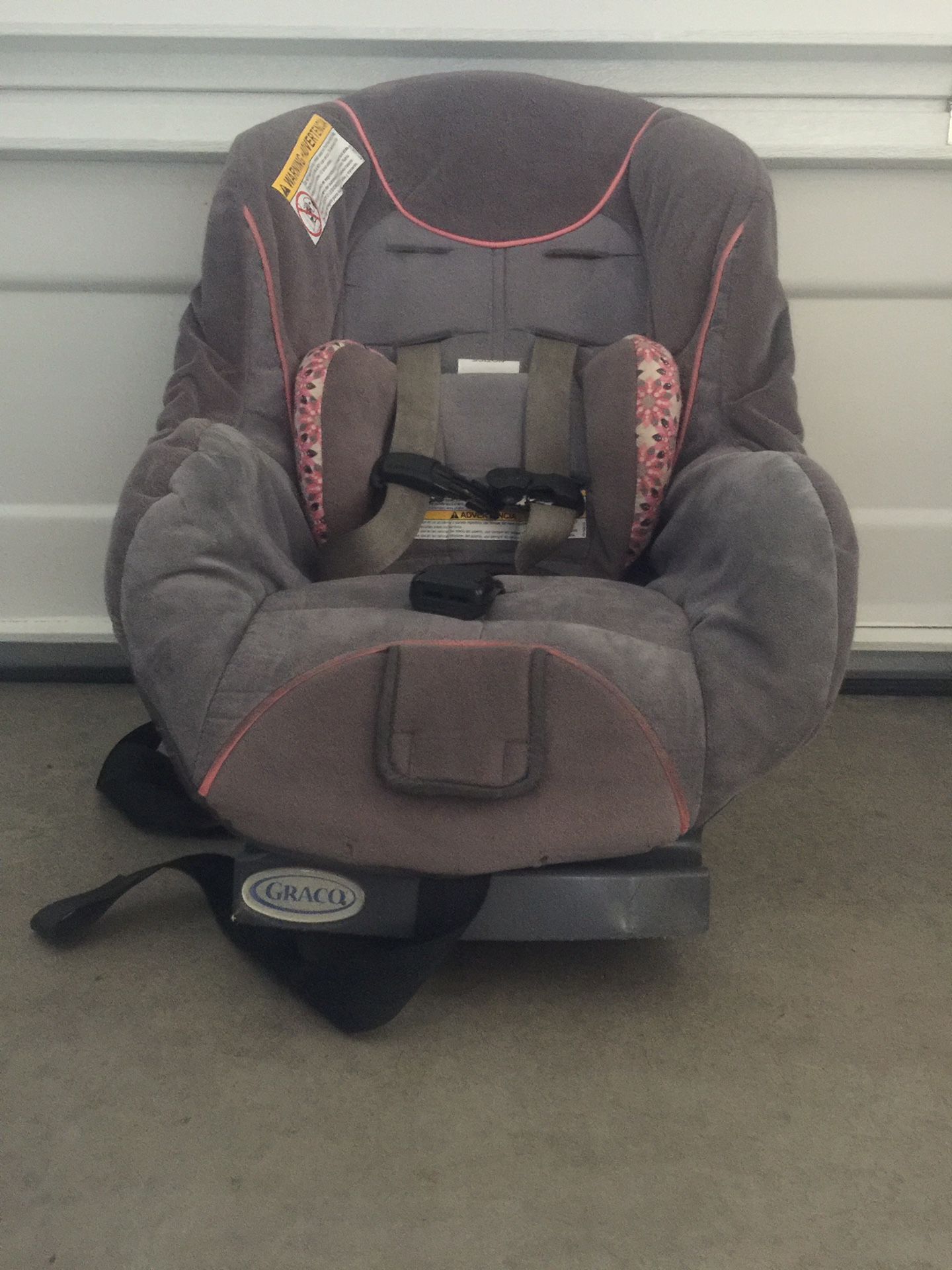 Graco - gray and pink baby/ toddler car seat