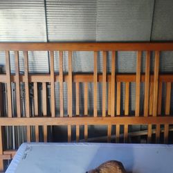 Beautiful Solid Oak  Bed Frame Cali/King