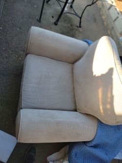 Love seat very good condition