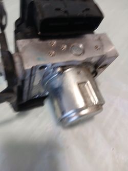2022 Honda Hrv Abs Brake Module