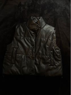 LEATHER PUFFER VEST, Size S
