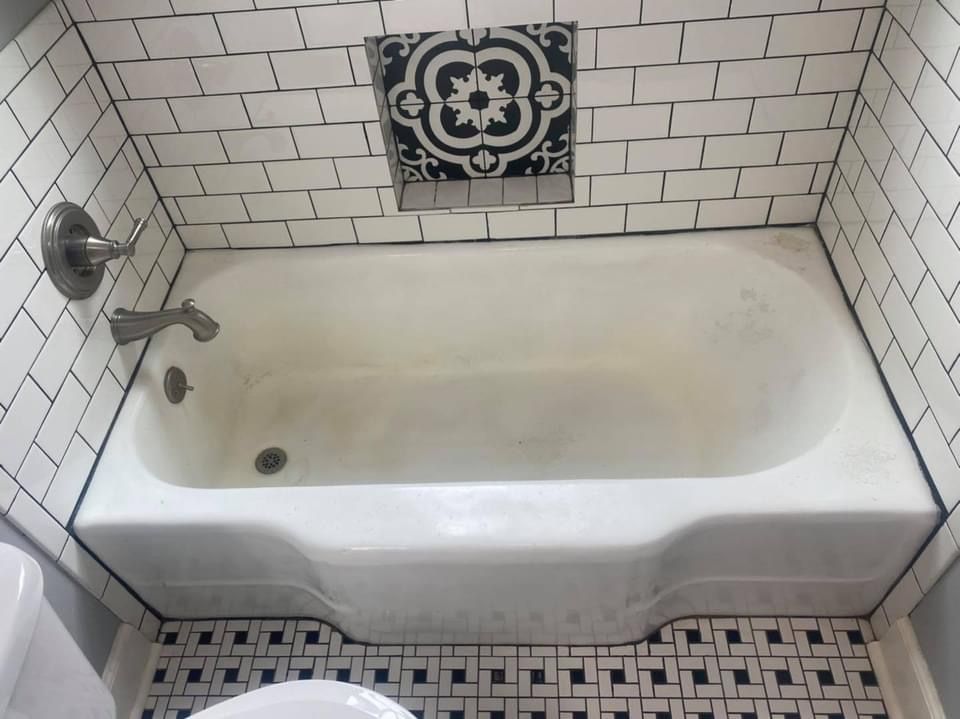 TUB RESURFACING