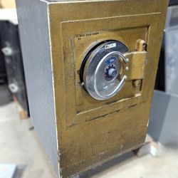 Heavy Duty Vintage Combination Jeweler's Safe | High Security Relocker