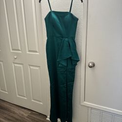 Formal Dress  (prom/wedding guest/banquet)