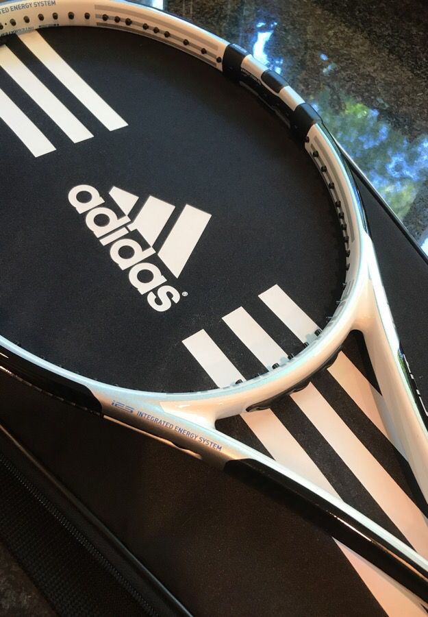 Adidas Tennis i25 Tour Light unstrung racket