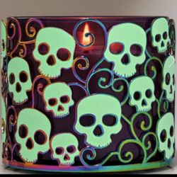 New! BBW 2022 Skulls Glow in the dark candle holder
