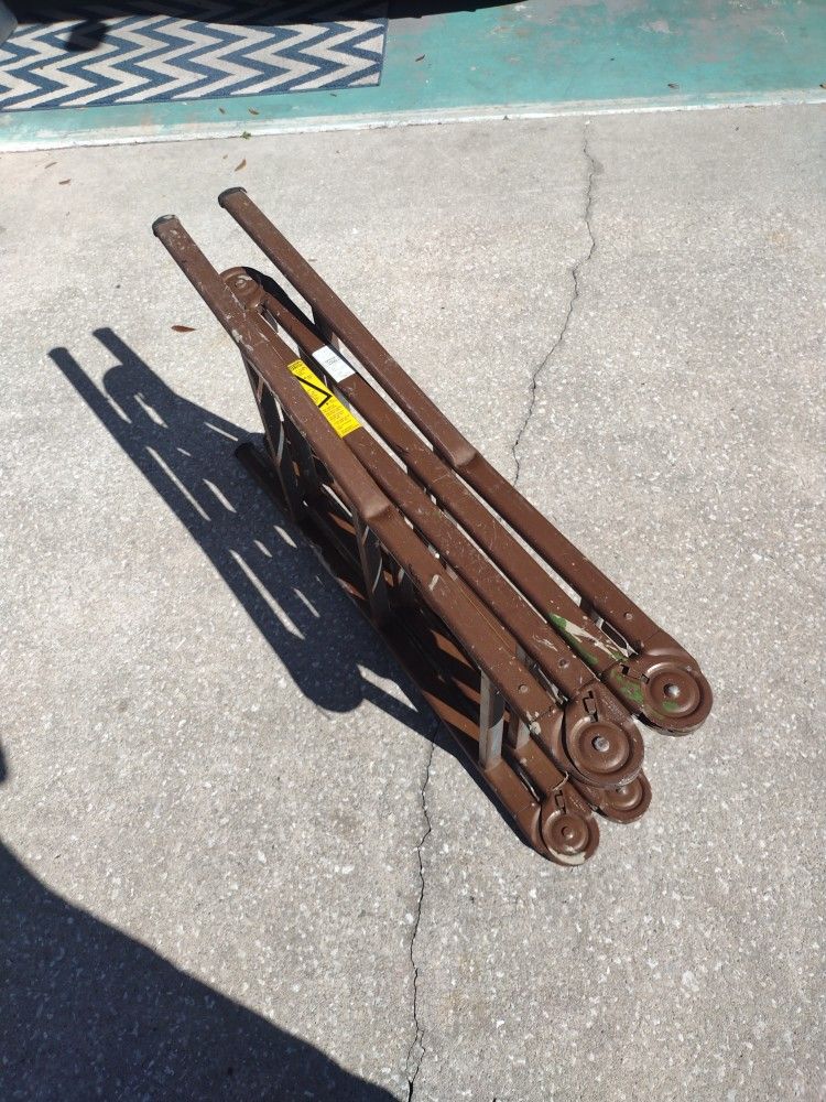 Steel Foldable Ladder 