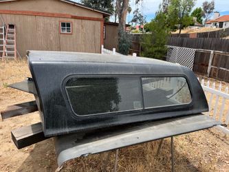 Truck camper shell for 1st gen tundra or similar size