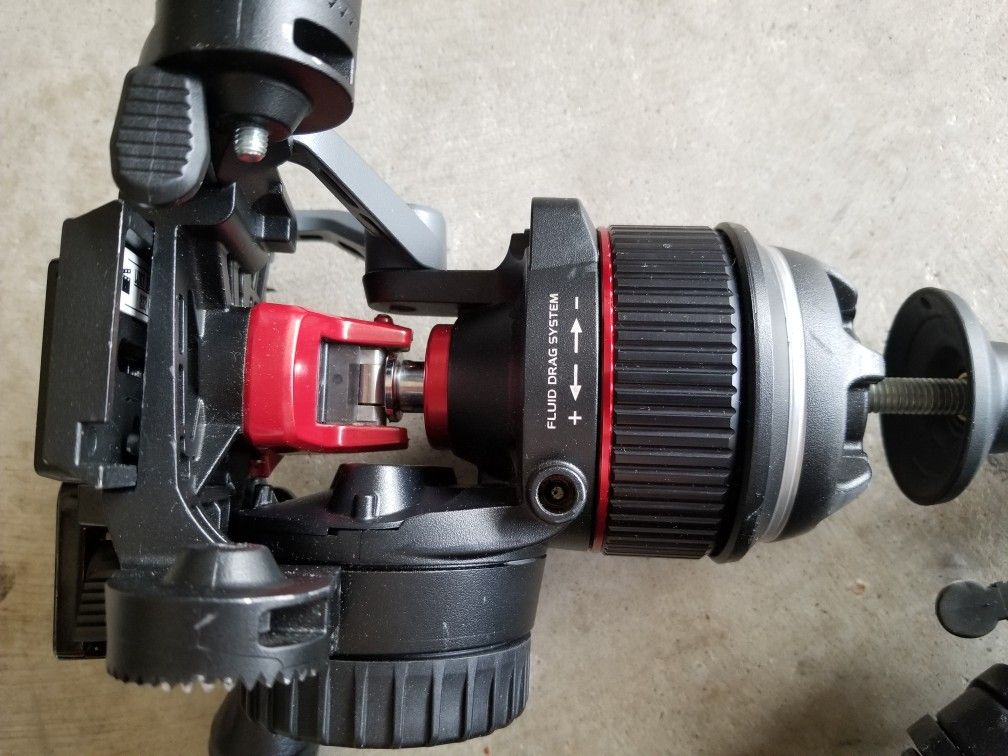 Manfrotto Nitrotech N8 video head vs 546B pro tripod