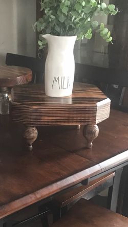 Pedestal