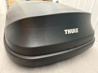 Thule Pulse Cargo Box 614 (Medium) – Excellent Condition – $400 / Thule Pulse Cargo Box 614 (Mediano) – Excelente Estado – $400 