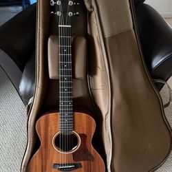 Taylor GSmini guitar
