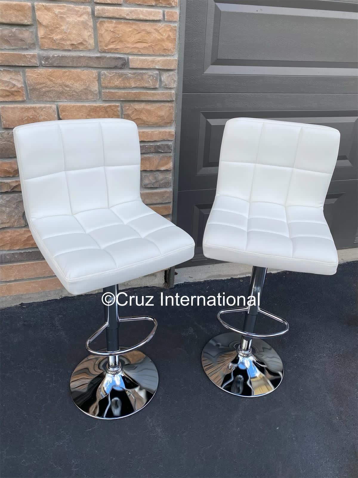 New 2 White Bar Stools
