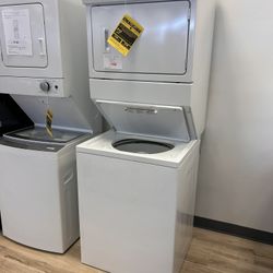 Whirlpool 3.5 cu. ft. Stacked Washer and Electric Dryer with 9-Wash Cycles and Auto Dry in White