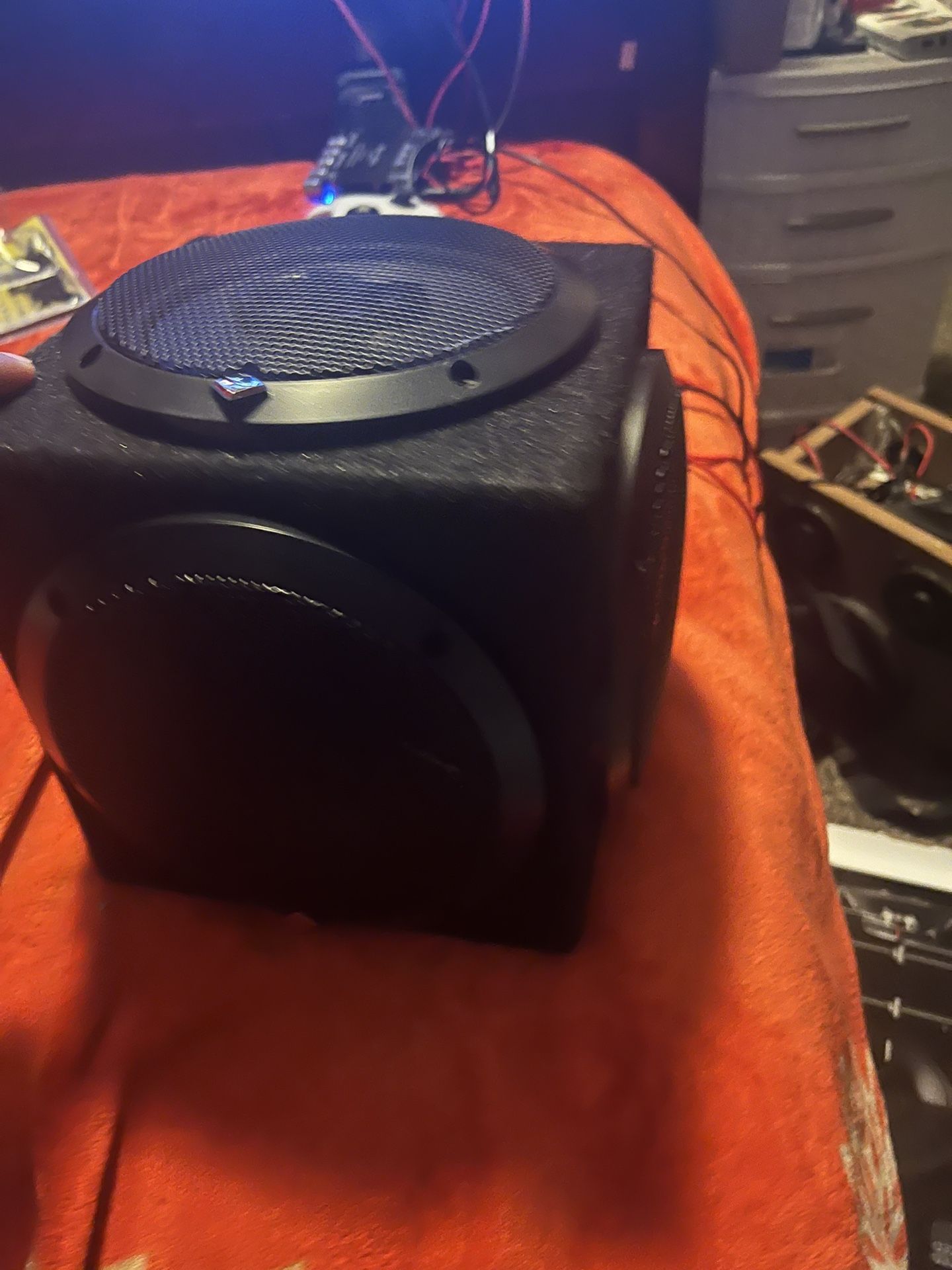 7 1/2” Speaker Box On All Sides