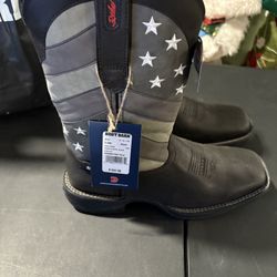 US Flag Durango Cowboy Boots from Boot Barn. New.  Sz9.                   