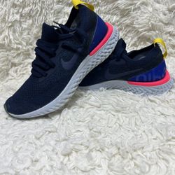 Nike Epic React Flyknit Running Shoes Size 4.5Y