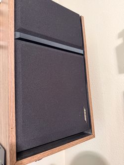 Bose 301 Series III Direct/Reflecting Bookshelf Speakers – Walnut – Pristine