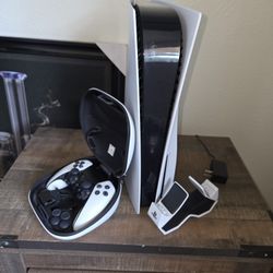 PS5 disc version With dualsense edge controller And PS5 controller charger