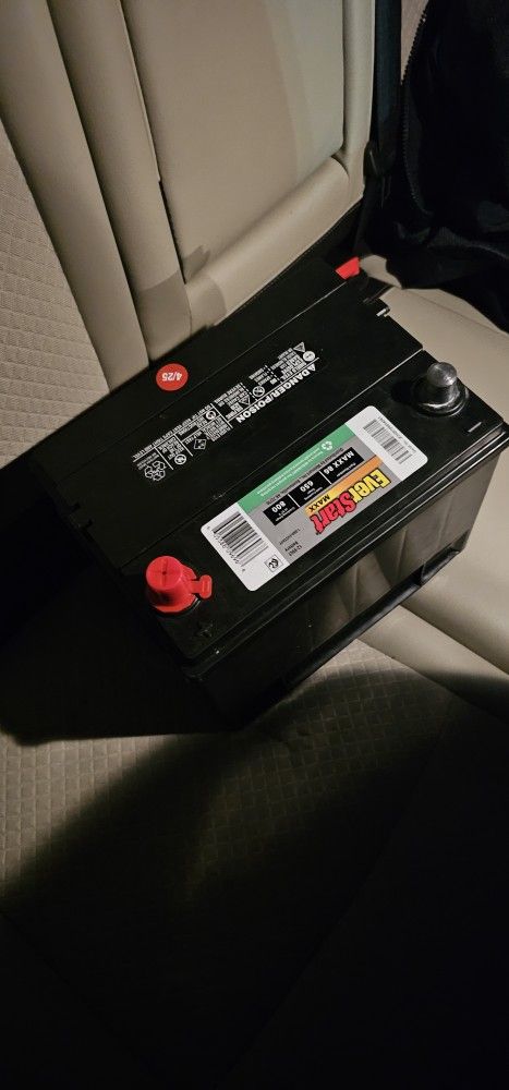 EVERSTART Car Battery Maxx 86, 650 AMP, New, Never Used