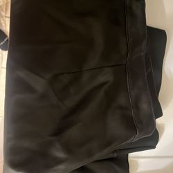 Faux leather Skirt In Excellent Condition Black