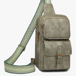  Sling Bags for Women Fashion Crossbody Bag Faux Leather Shoulder Bag Travel Daypack (Green)