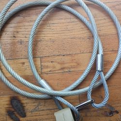 15 Ft Long , 1/2 Inch PVC-Coated Galvanized Aircraft Cable W/ Weatherproof Master Lock