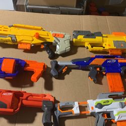 6 Nerf Guns