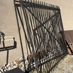 Double Gate door .